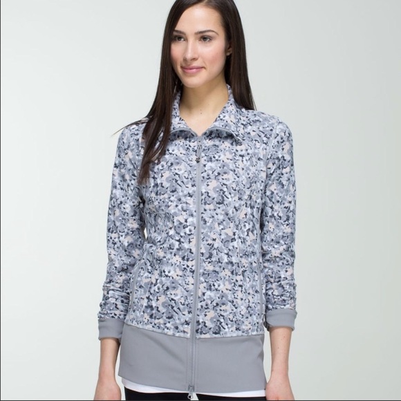 Lululemon Zip Up Grey Speckled Jacket - Picture 2 of 8